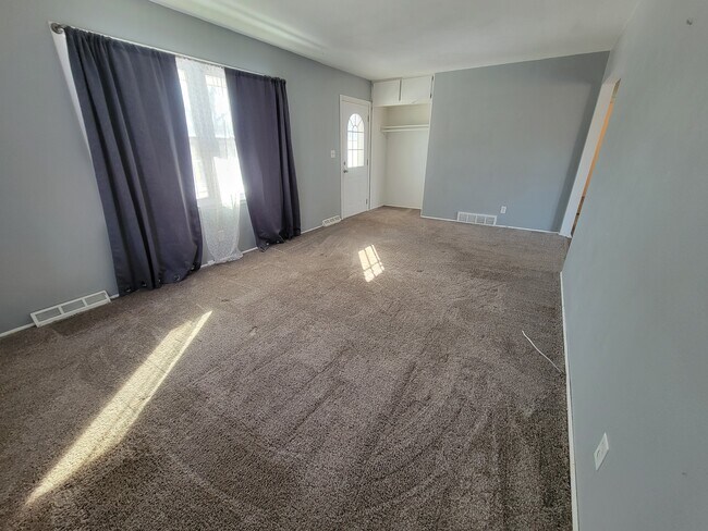 Foto del edificio - 1206 Lincoln Ave