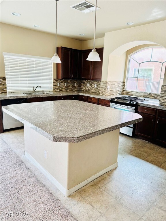 Foto principal - 8404 Langhorne Creek St