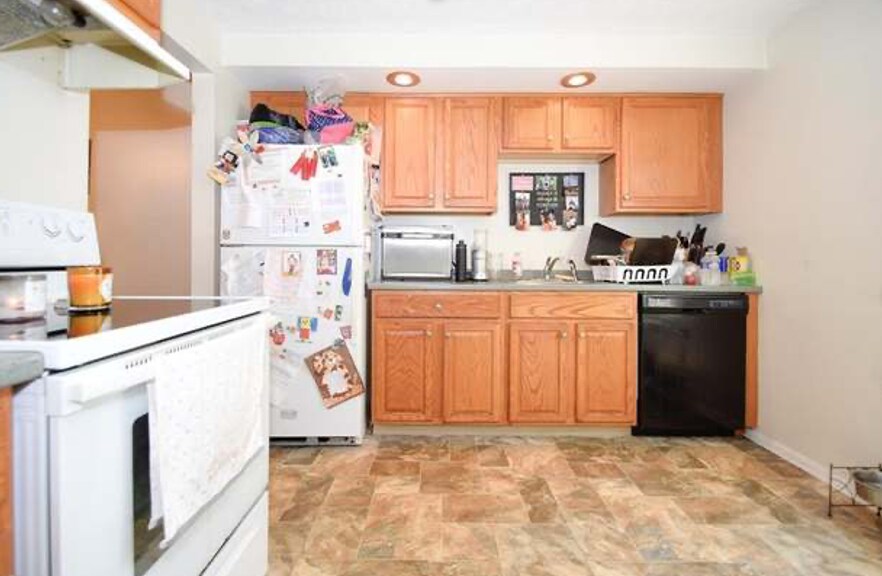 Kitchen - 59 Havenwood Holw