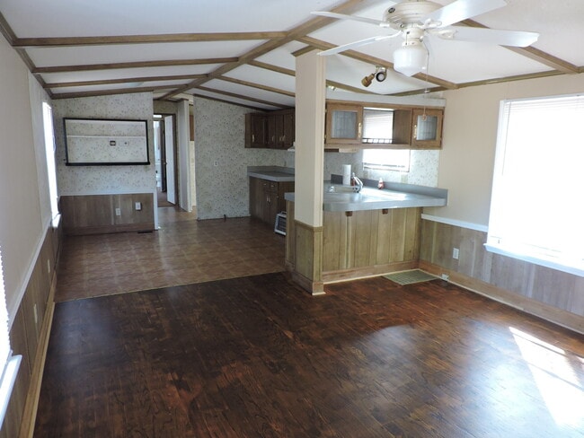 Building Photo - 7380 Bills Way