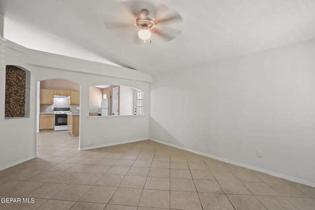 Building Photo - 12413 Jon Evans Dr