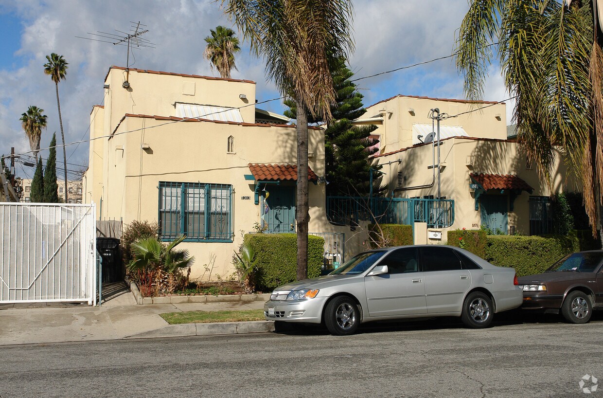Building Photo - Gillman Apartments