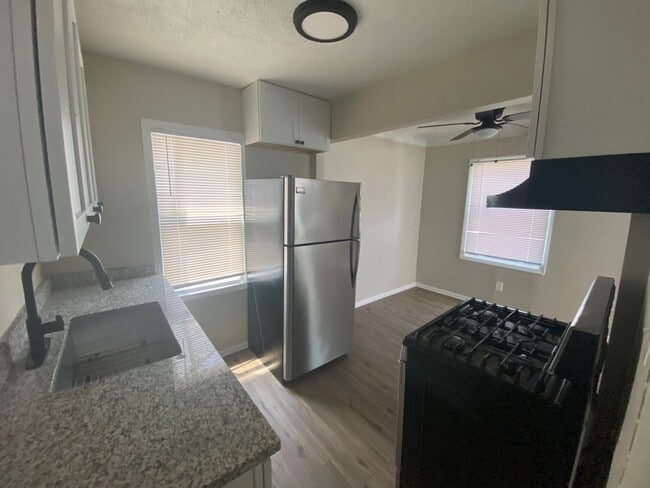 Building Photo - Fully Renovated 3-Bedroom Home – Move-In R...