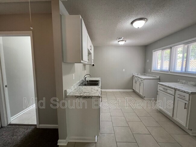 Foto del edificio - 1878 Cedarhurst Ave