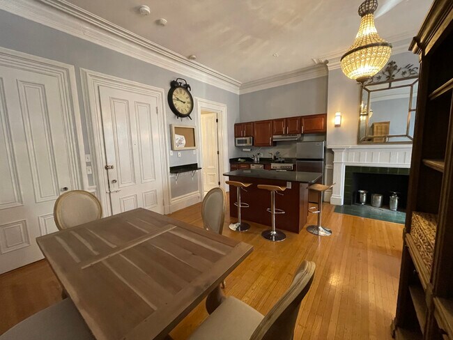 Foto del edificio - 105 Beacon St