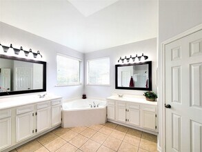 Building Photo - 17715 Laguna Trail Dr