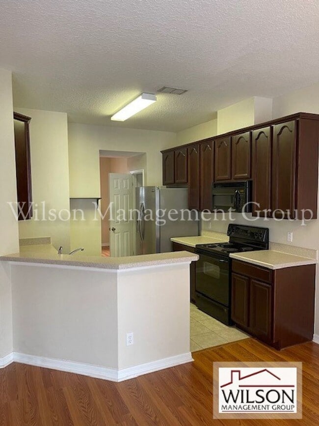 Building Photo - 2 br, 2.5 bath House - 8879 Newmarket Drive