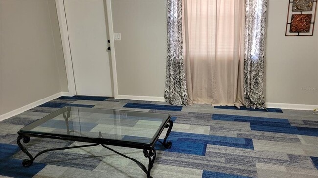 Foto del edificio - 4464 17th St W