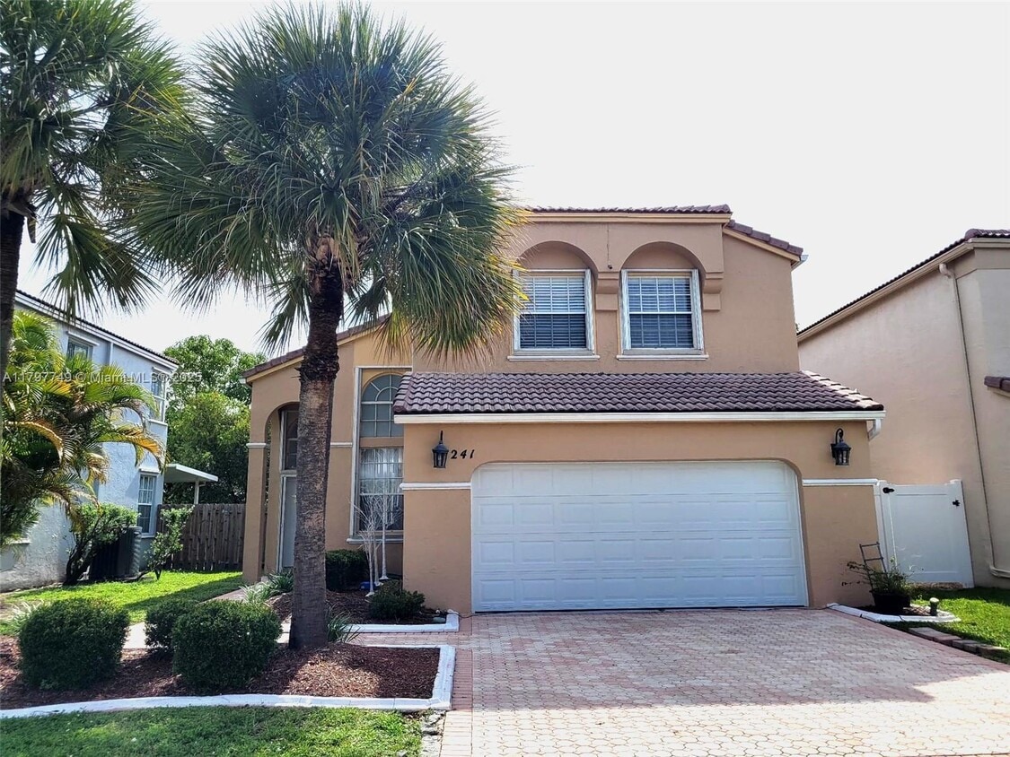 Primary Photo - 241 NW 154 Ave