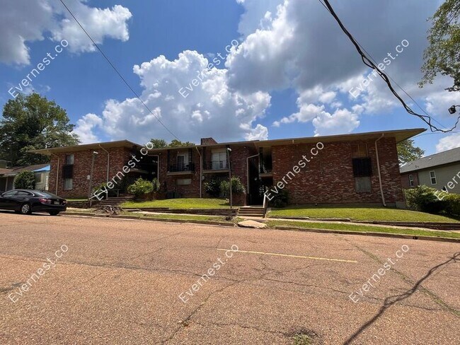 Foto del edificio - 333 Millsaps Ave