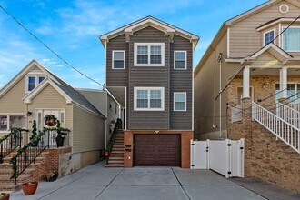 Building Photo - 16 Herrick Ct