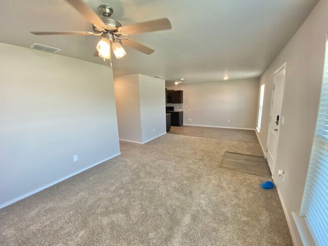 Building Photo - Pre-leasing now for 3 bed 2 bath in Cooper...