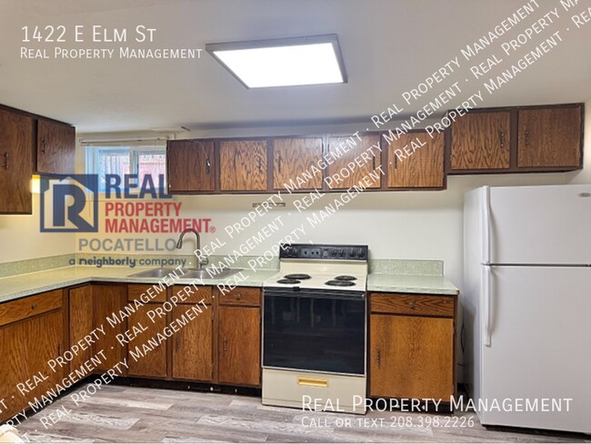 Foto del edificio - 1422 E Elm St