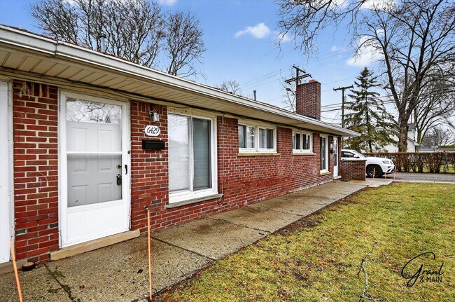 Foto del edificio - Maplewood Manor