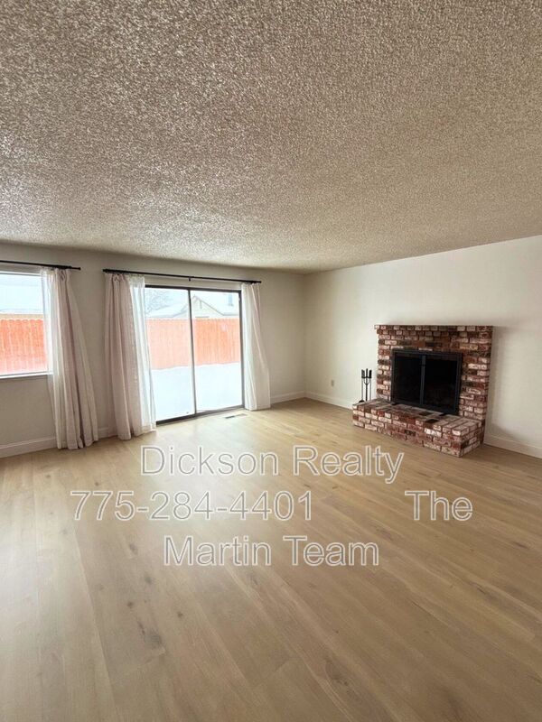 Foto del edificio - 1702 Bonita Vista Dr