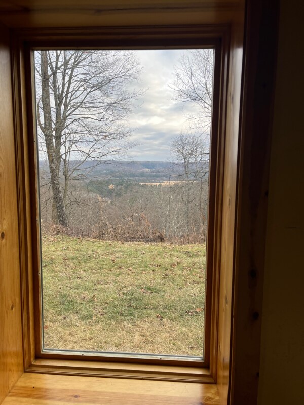 Foto del edificio - 12866 Dutch Hollow Rd