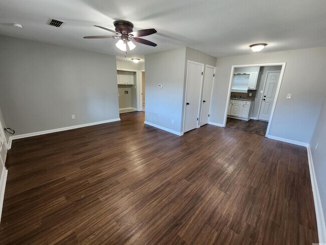 Building Photo - 7110 Terry Lynn Dr