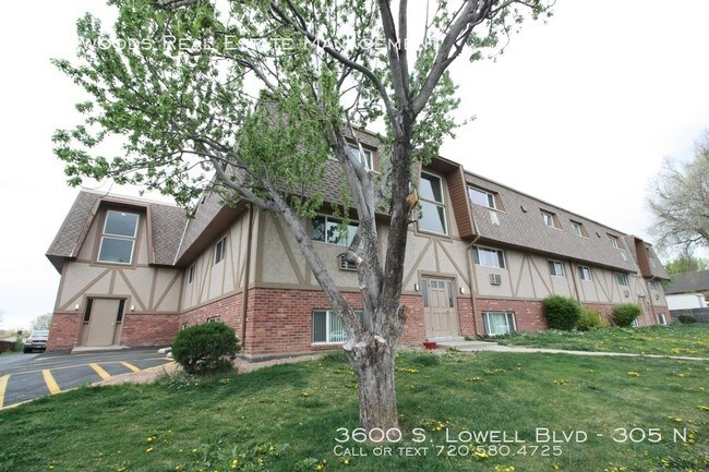Building Photo - 3600 S Lowell Blvd