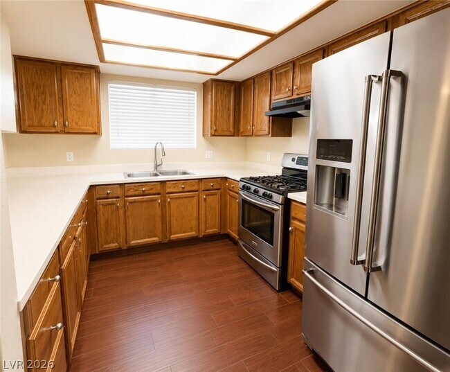 Foto del edificio - 3341 Salmon Creek Dr