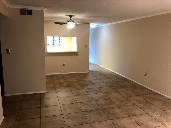 Foto del edificio - 2661 Sabal Springs Cir