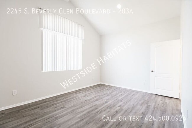 Building Photo - 2245 S Beverly Glen Blvd