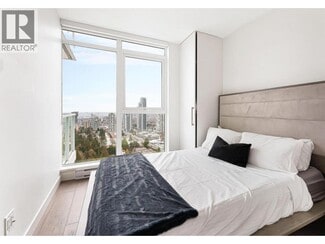 Building Photo - 657-657 Whiting Way