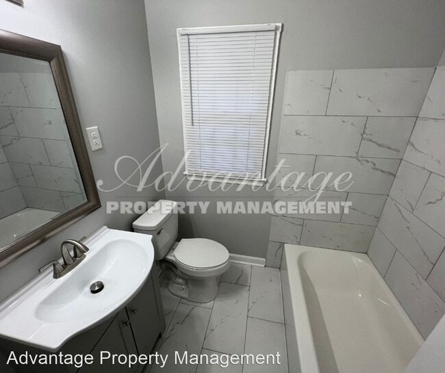 Building Photo - 2 br, 1 bath House - 3479 Tutwiler Ave.