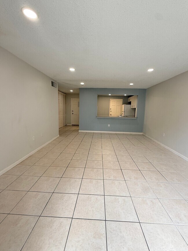 Foto del edificio - 9611 SW 77th Ave