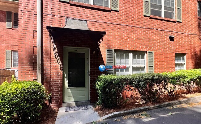 Building Photo - Newly RENOVATED Cozy 1-bedroom condo near Buckhead/Peachtree Hills