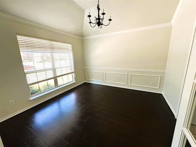 Foto del edificio - 1615 Nestledown Dr