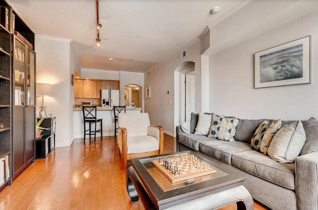 Foto del edificio - Excellent 2 Bedroom and Great location