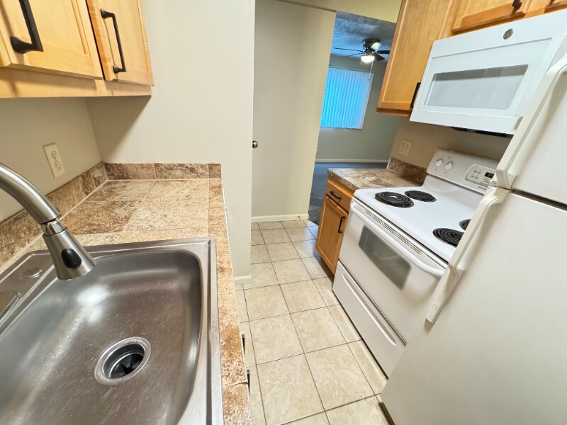 Primary Photo - 1518 D St