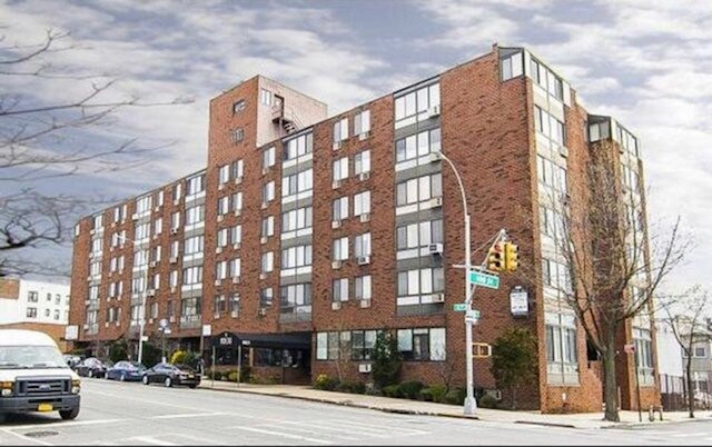 Primary Photo - 9921 4th Ave