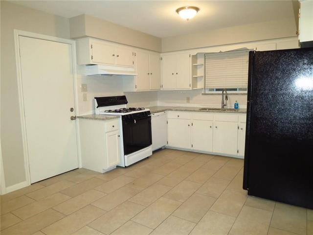 Building Photo - 419 La Salle Dr