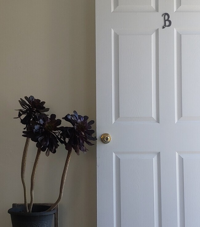Bienvenido a casa. - 1212 N Berendo St