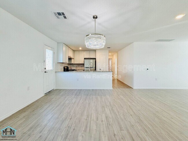 Foto del edificio - 10154 Asta Trl