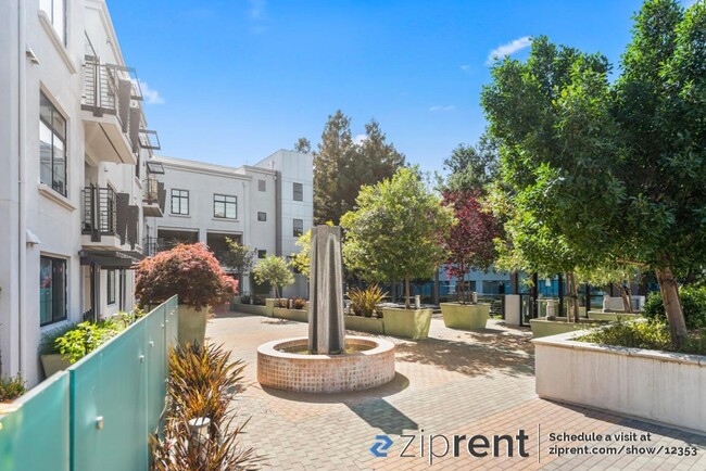 Building Photo - 10745 N De Anza Blvd