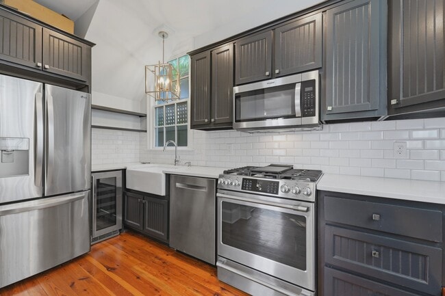 Photo - 9 Bogard St Townhome