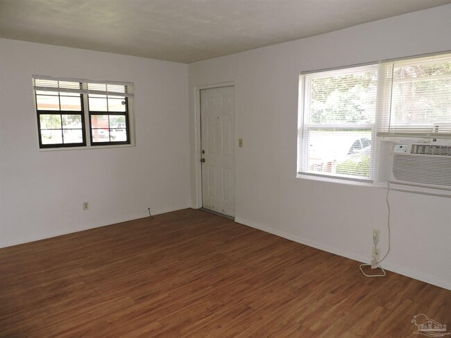 Building Photo - 1010 Pennsylvania Dr