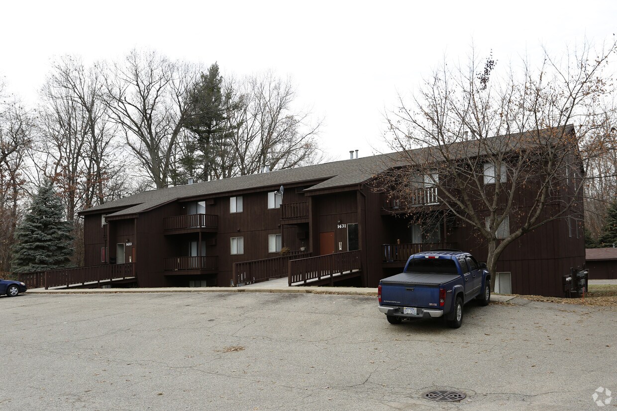 Woodcreek Apartments Apartments in Wyoming, MI