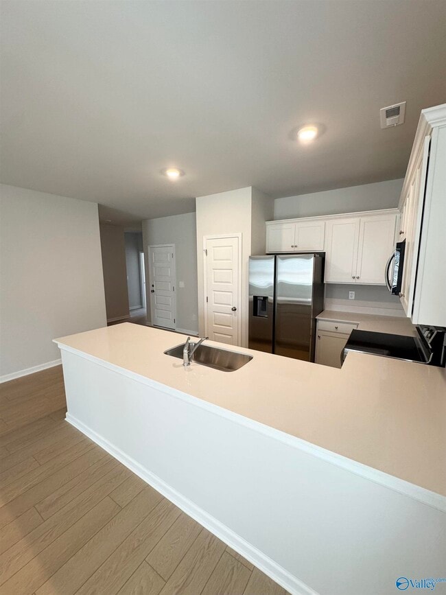 Foto del edificio - 22733 Dashwood Ln