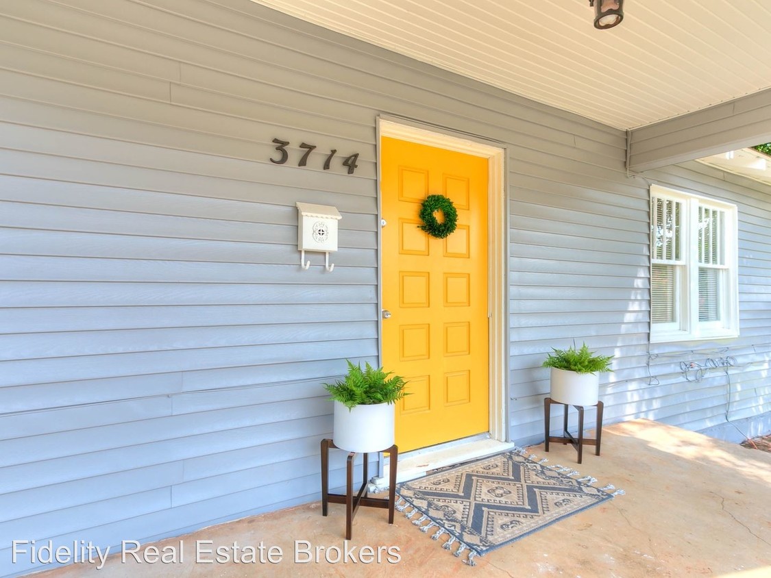 Primary Photo - 2 br, 1 bath House - 3714 N Indiana Ave