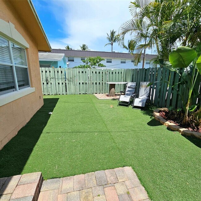 Foto del edificio - 2 br, 2 bath House - 1443 Windsor Ct