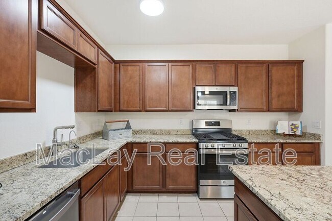 Foto del edificio - 3173 Excursion Ln