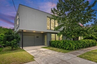 Building Photo - 1309 Hackberry St