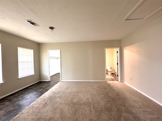 Building Photo - 105 Magnolia Ln