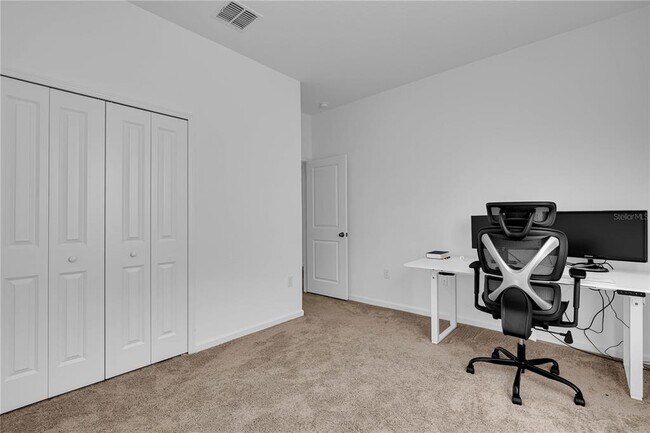 Foto del edificio - 5920 Catamaran Ave