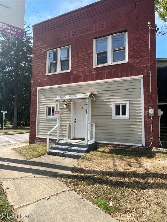 Building Photo - 2824 Hudson Dr