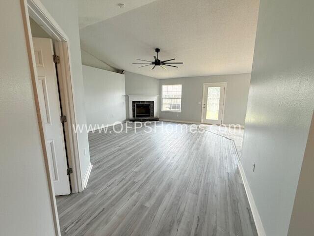 Foto del edificio - 105 Forge Dr