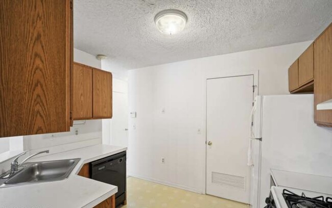 Building Photo - 363 Sunshine Ct